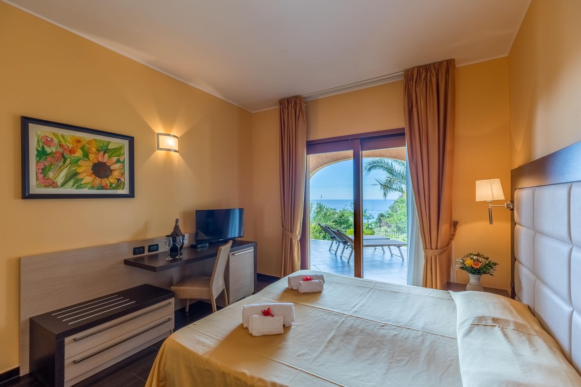 Hotel Cannamele Resort Parghelia Extérieur photo